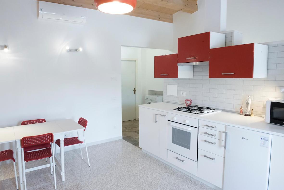 S222 - Sirolo, Nuovissimo Bilocale In Villetta 1P 외부 사진